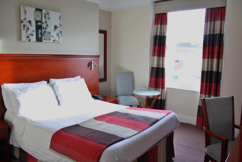 Kensington Hotel ลันดิดโน ภายนอก รูปภาพ