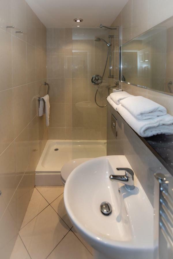 Kensington Hotel ลันดิดโน ภายนอก รูปภาพ